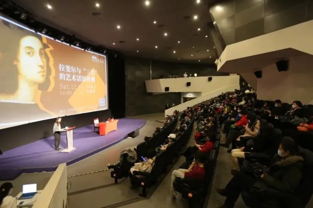 “六月狂欢，盛大直播！”