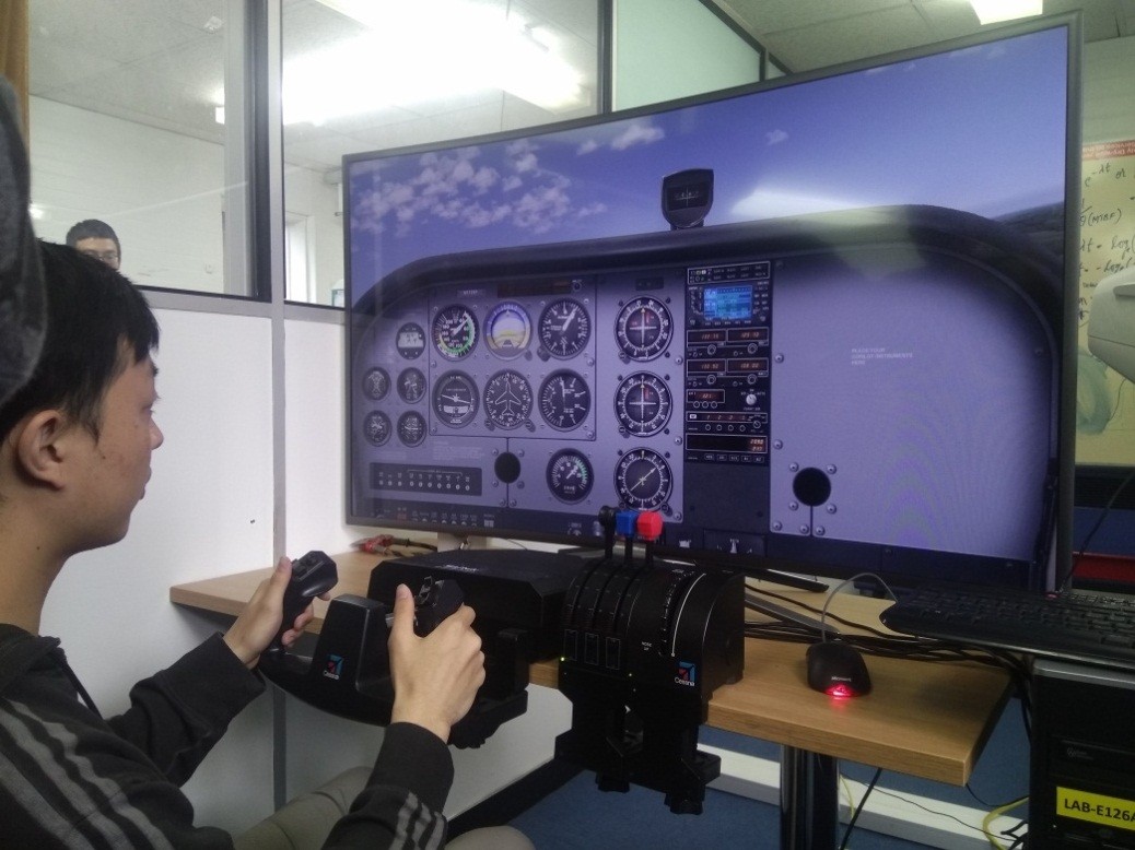 飞行模拟2022手机版_模拟飞行2022_飞行模拟2022下载