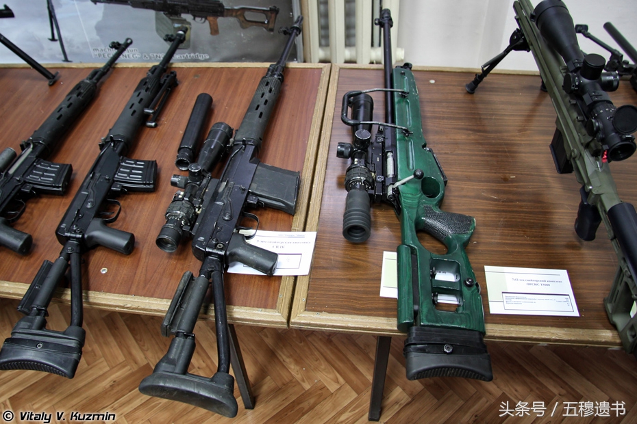 手机版类似csgo的游戏_类似cs的手机单机游戏_手机类似cs游戏